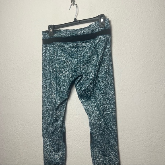 Lululemon Inspire Tight II Pebble Parfait Pink Alberta Lake Black leggings - Picture 5 of 9